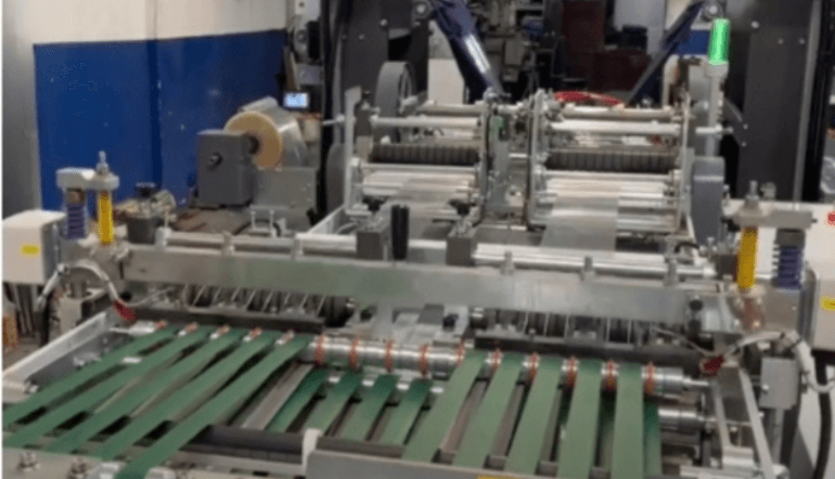 Plastic Bag Folding, Sealing & Cutting Combo Machine : Boost Your Efficiency with This All-in-One Solution