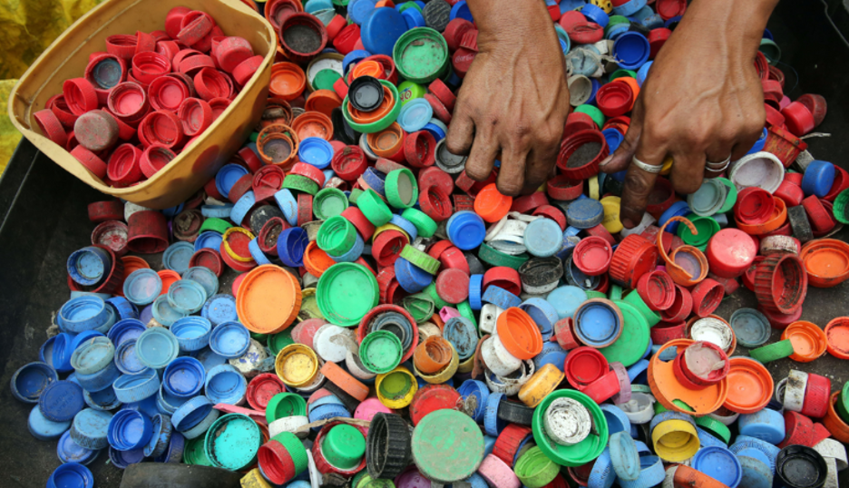 This can be done as easily as standardizing product designs, such as moving to mono-material PET bottles with compatible caps, is no longer just an environmental ideal—it's a direct path to higher profitability for recyclers.
