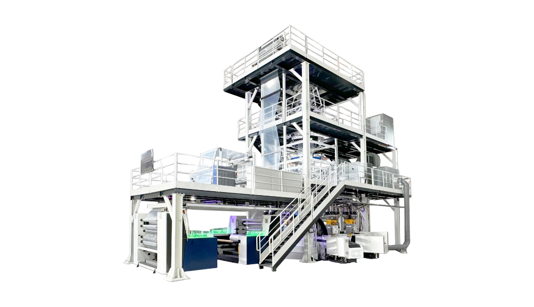 The foundation for this performance starts with the seven newest-generation extruders that form the heart of the system. Here at the booth, you can see the setup and understand how each precision instrument contributes to the final, complex 7-layer structure. It’s a masterclass in co-extrusion engineering.